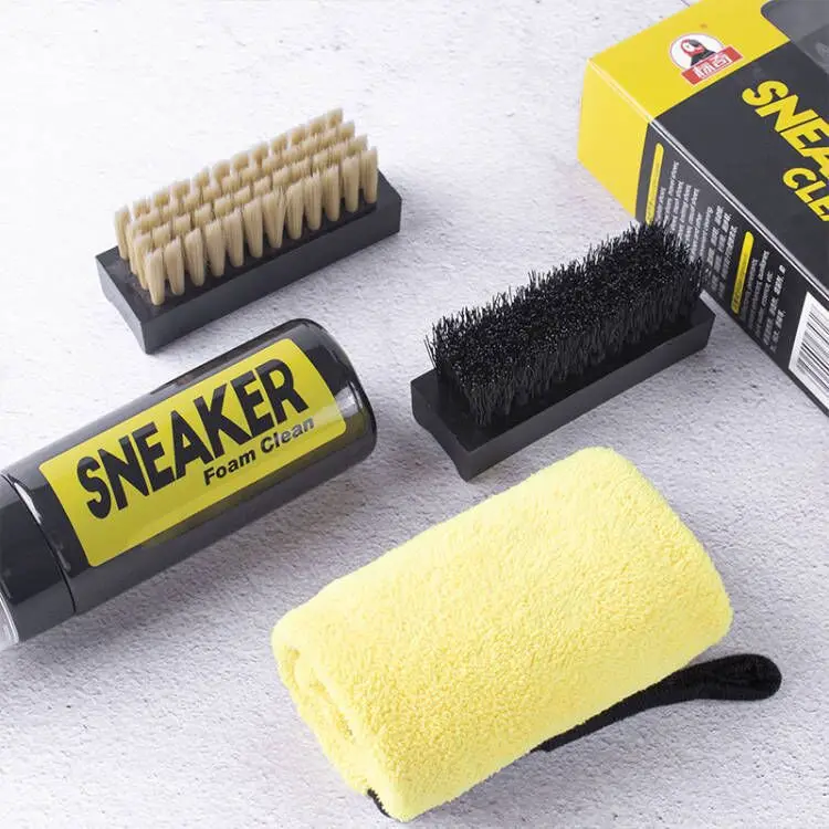 水なしフォームスニーカークリーナー 150 ミリリットル靴ク - Sneaker Cleaner のレビューと価格
